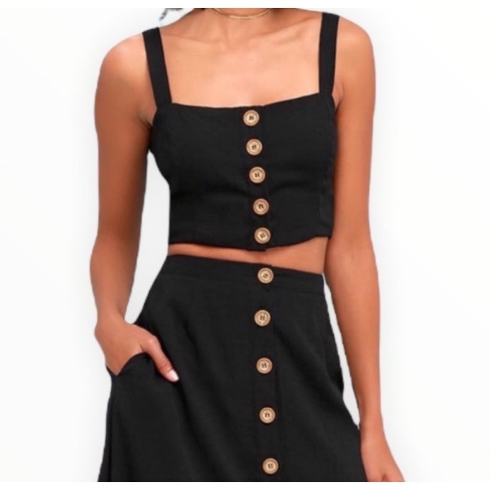 Lulus Black Sweet As Ever Cropped Button Front Tank Top